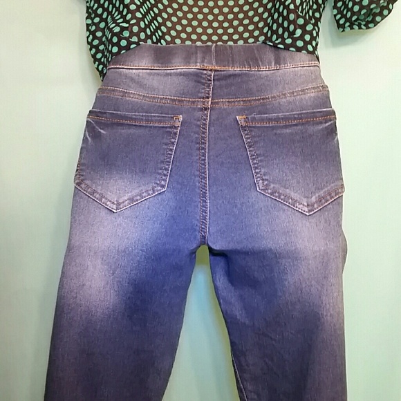 No Boundaries Dark Jegging - Picture 2 of 4